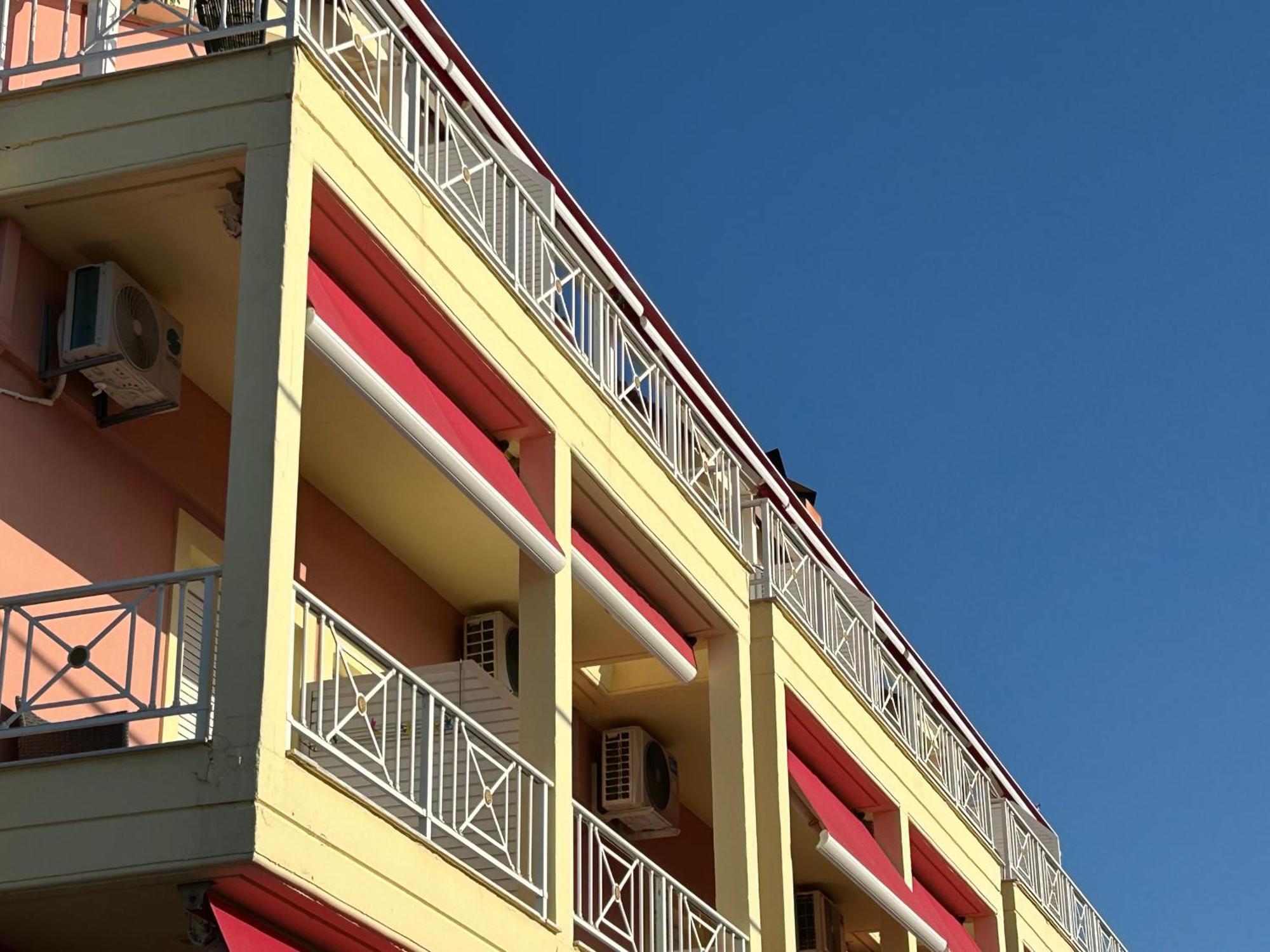 ארקודי Brati II Beach Hotel מראה חיצוני תמונה